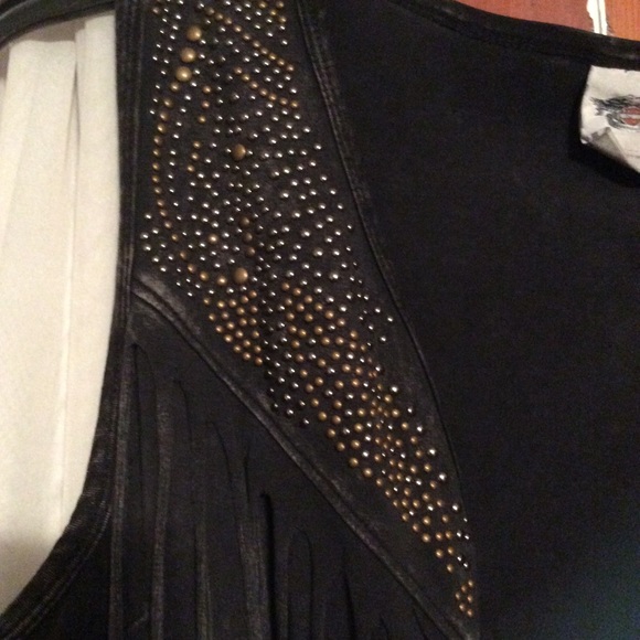 Fringe vest - Picture 2 of 4